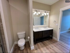 40 Creekside Wy in Cape Girardeau, MO - Building Photo - Building Photo