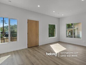 414 S Ave 56, Unit 1 in Los Angeles, CA - Foto de edificio - Building Photo