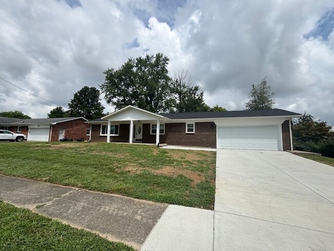 property at 395 W Crocus Dr