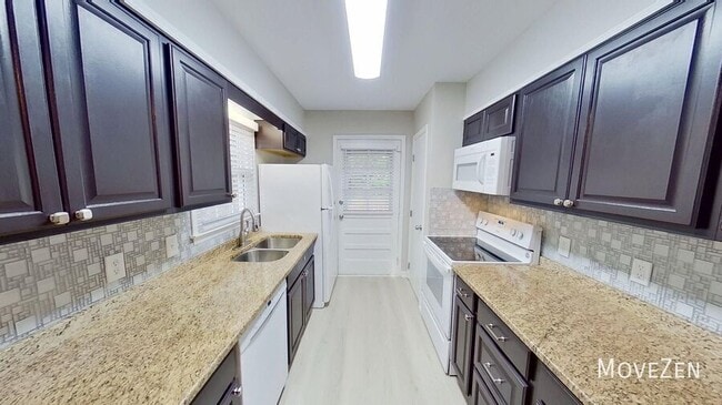 7020 Mine Creek Ln in Raleigh, NC - Building Photo - Building Photo