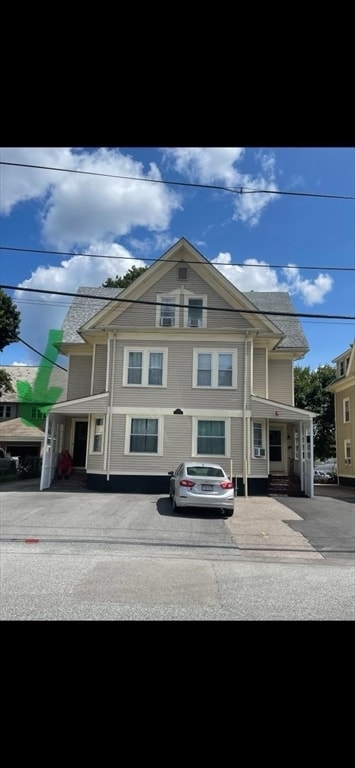 property at 7 Broad St