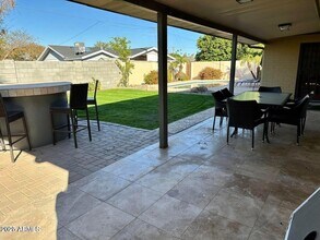 8110 E Windsor Ave in Scottsdale, AZ - Building Photo - Building Photo