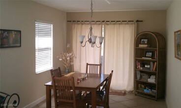 673 99th Ave N in Naples, FL - Building Photo - Building Photo