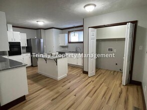772 Limestone Run Rd in Clarksburg, WV - Building Photo - Building Photo