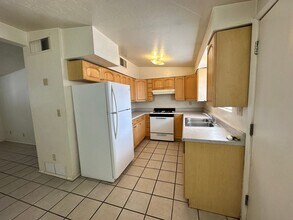 1211 E 7th St, Unit 1209 in Tucson, AZ - Building Photo - Building Photo