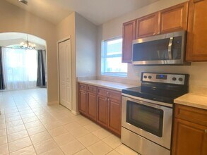 8 Lake Walden Trail in Ormond Beach, FL - Building Photo - Building Photo