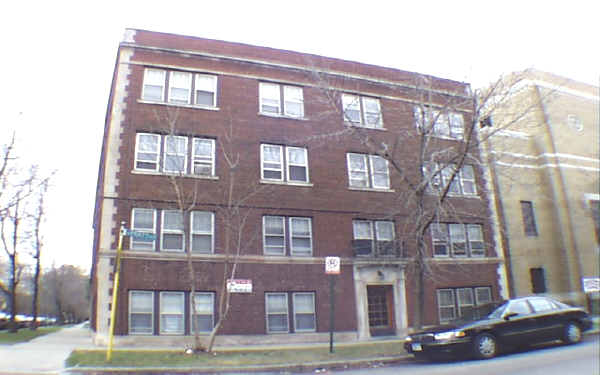 1935 W Pratt Blvd in Chicago, IL - Building Photo - Building Photo