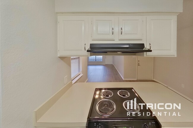 4931 Darrow Ln in Arlington, TX - Building Photo - Building Photo