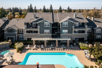 McKenzie at Natomas Park in Sacramento, CA - Building Photo - Building Photo