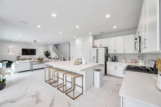 32203 Mahogany Valley Dr in Wesley Chapel, FL - Building Photo - Building Photo