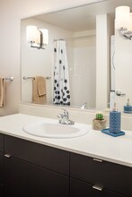 Craft Apartments in Seattle, WA - Foto de edificio - Building Photo