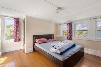 42 Dudley St in Medford, MA - Building Photo - Building Photo