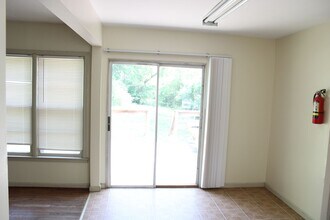 1718 Pierre St in Manhattan, KS - Building Photo - Building Photo