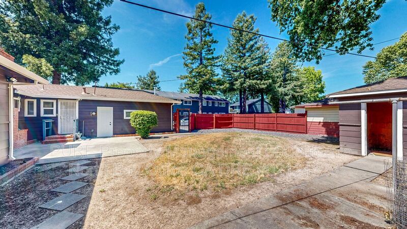 791 Dutton Ave in Santa Rosa, CA - Building Photo