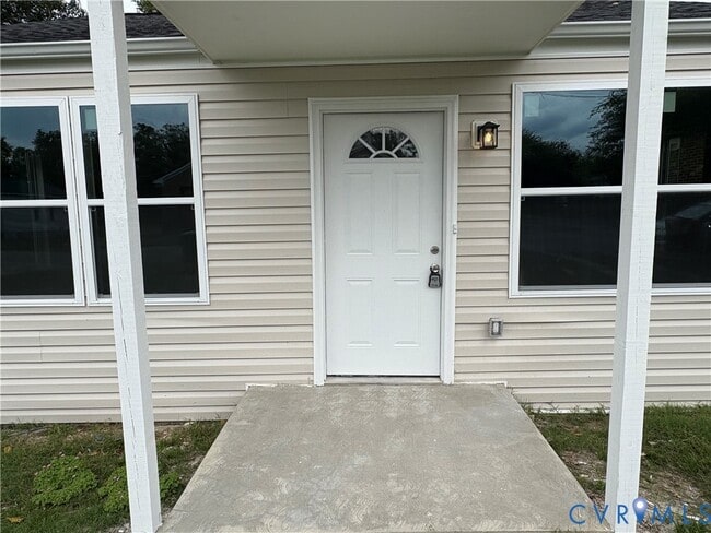 321 St Mark St in Petersburg, VA - Building Photo - Building Photo