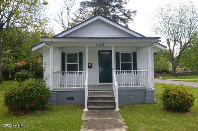 property at 462 Snow Hill St