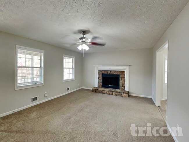 1567 Kimberly Pl in Canton, GA - Building Photo - Building Photo