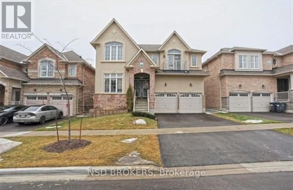 24 Sandino Cres in Brampton, ON - Building Photo