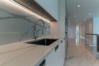 15701 Collins Ave, Unit 1002 in North Miami Beach, FL - Building Photo - Building Photo