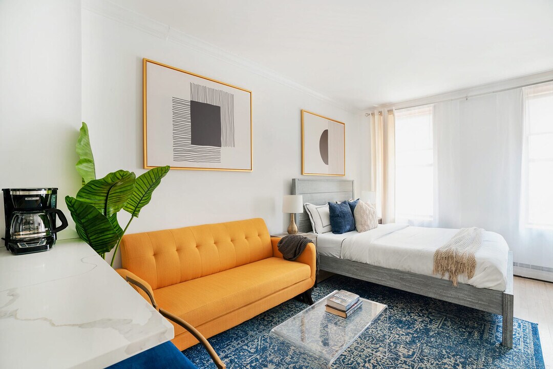 1597 York Ave in New York, NY - Building Photo