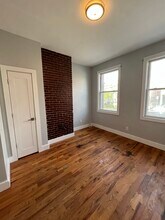 19 Jewett Ave, Unit 1F in Jersey City, NJ - Building Photo - Building Photo