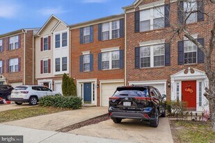 12831 Silvia Loop in Woodbridge, VA - Building Photo