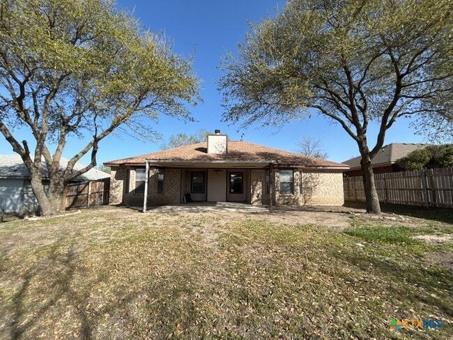 3906 Lone Oak Dr in Killeen, TX - Building Photo - Building Photo