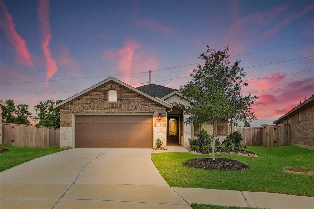 19450 Tobiano Park Dr in Tomball, TX - Building Photo