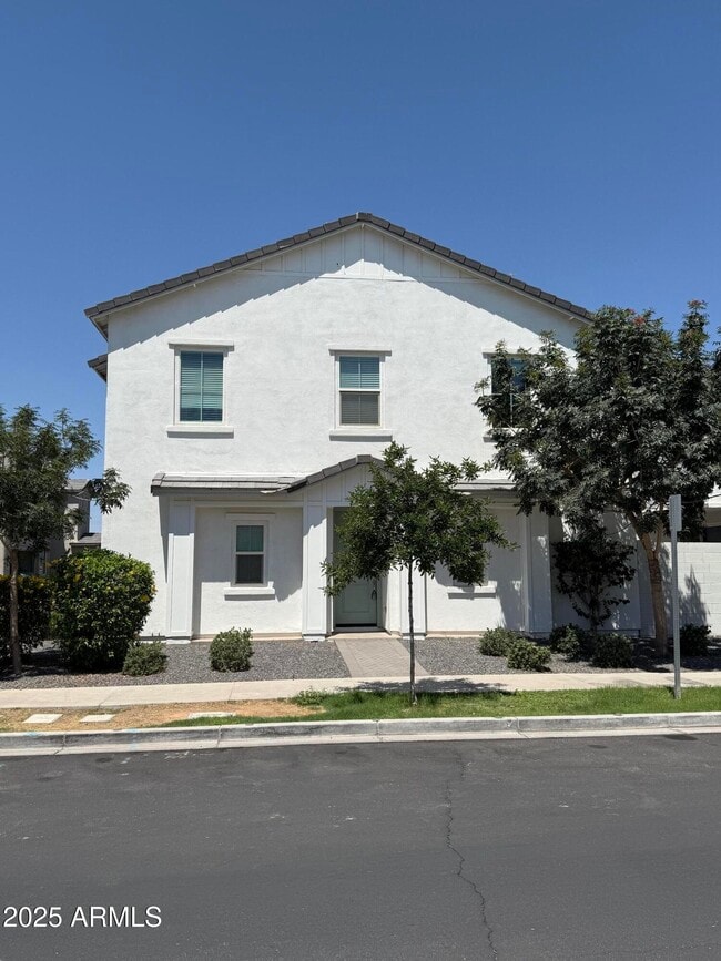 property at 5524 S Dillon Cir