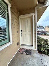 298 NE Tronson Cir in Bremerton, WA - Building Photo - Building Photo