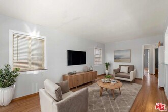 8666 Cadillac Ave in Los Angeles, CA - Building Photo - Building Photo