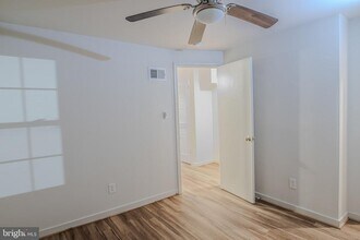 129 S Courthouse Rd in Arlington, VA - Building Photo - Building Photo