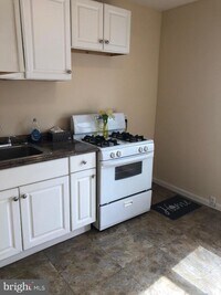 2746 Plum St photo'