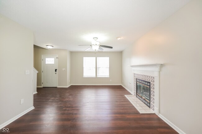 113 Oakview Dr in Mooresville, IN - Building Photo - Building Photo