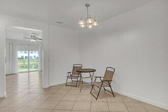 5325 Ashley River Rd in West Palm Beach, FL - Building Photo - Building Photo