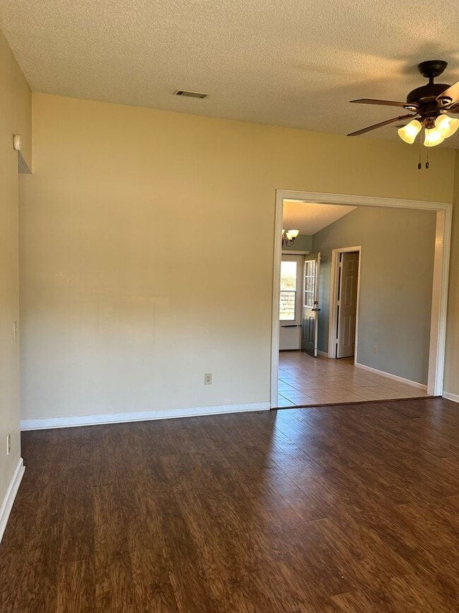 1228 Riyadh Rd in Hinesville, GA - Building Photo - Building Photo