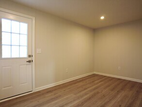 284 Grand Silo Rd in Raleigh, NC - Building Photo - Building Photo