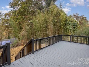 525 Arlington Cir NW in Lenoir, NC - Building Photo - Building Photo