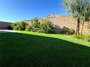 2639 Bear Mountain Lp in Bullhead City, AZ - Building Photo - Building Photo