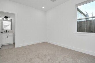 3024 Live Oak St in Houston, TX - Building Photo - Building Photo