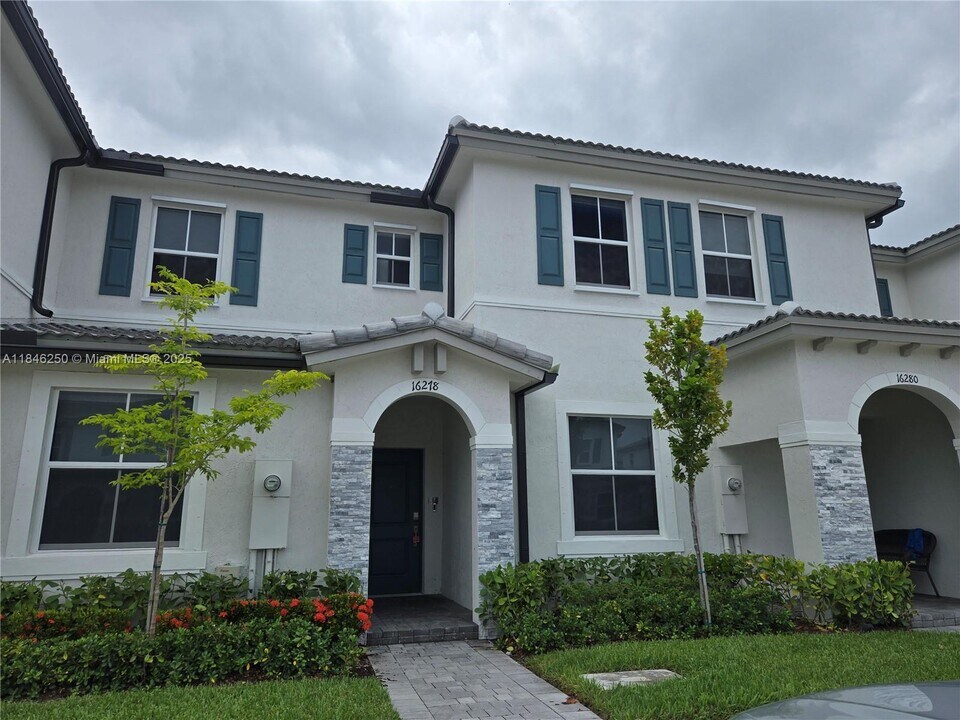 16278 SW 292nd St in Homestead, FL - Building Photo