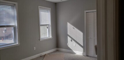 3416 W Clearfield St, Unit 2nd Floor in Philadelphia, PA - Building Photo - Building Photo