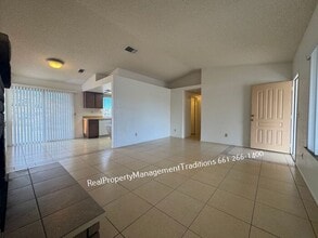 39747 165th St E in Palmdale, CA - Building Photo - Building Photo