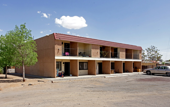 810 Bellamah Ave NW in Albuquerque, NM - Building Photo - Building Photo