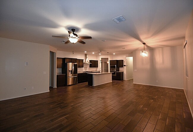 17296 W Molly Ln in Surprise, AZ - Building Photo - Building Photo
