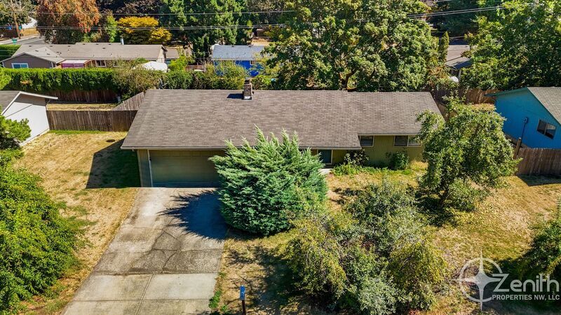 805 NE 122nd Ave in Vancouver, WA - Building Photo