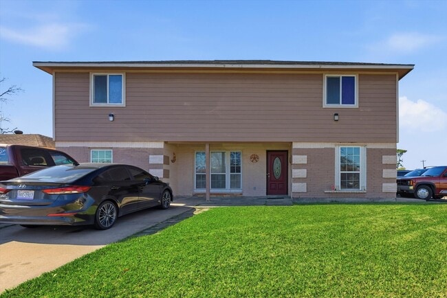 property at 831 Terryhollow St