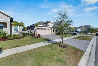 923 Signet Dr, Unit 34A in Apollo Beach, FL - Building Photo - Building Photo