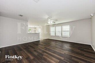 1560 Sax Leigh Dr in Dallas, TX - Building Photo - Building Photo