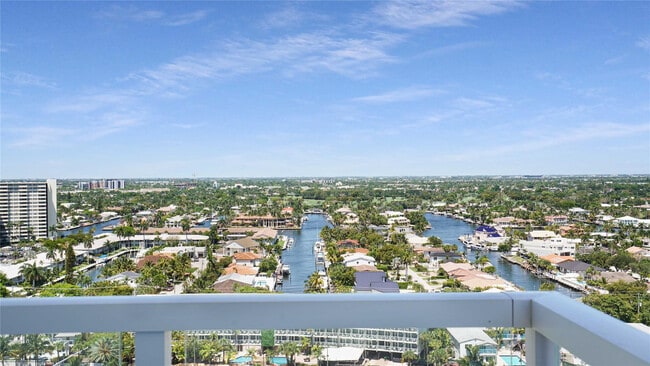 3750 Galt Ocean Dr in Fort Lauderdale, FL - Building Photo - Building Photo